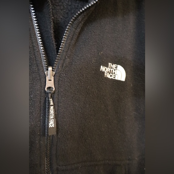 The North Face Men’s Denali Fleece Vest Black - Picture 5 of 6